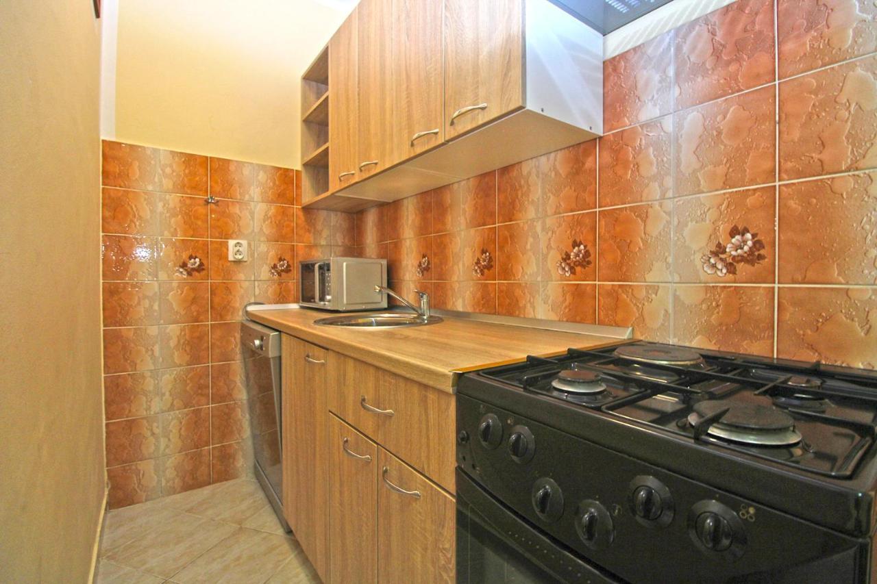 Apartment Mirela 2145 Fazana Bagian luar foto