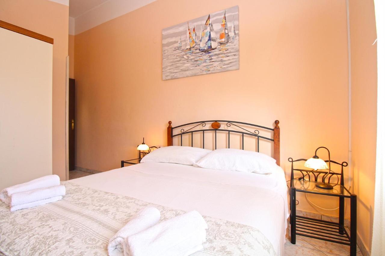 Apartment Mirela 2145 Fazana Bagian luar foto